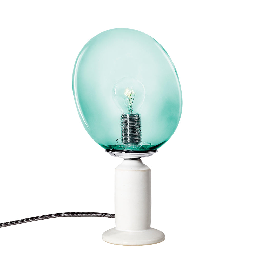 Lille SKY keramiklampe, hvid - design Pernille Bülow og Ejnar Paulsen