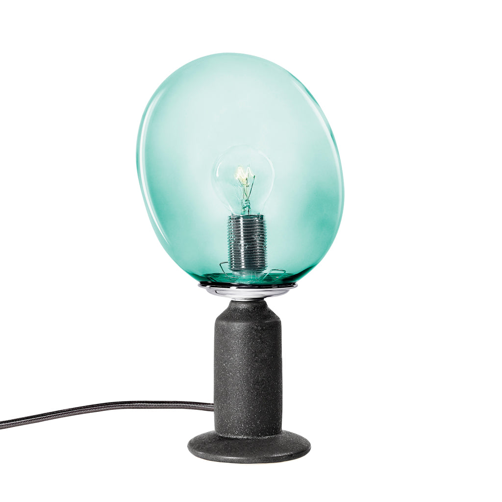 Lille SKY keramiklampe, sort - design Pernille Bülow og Ejnar Paulsen