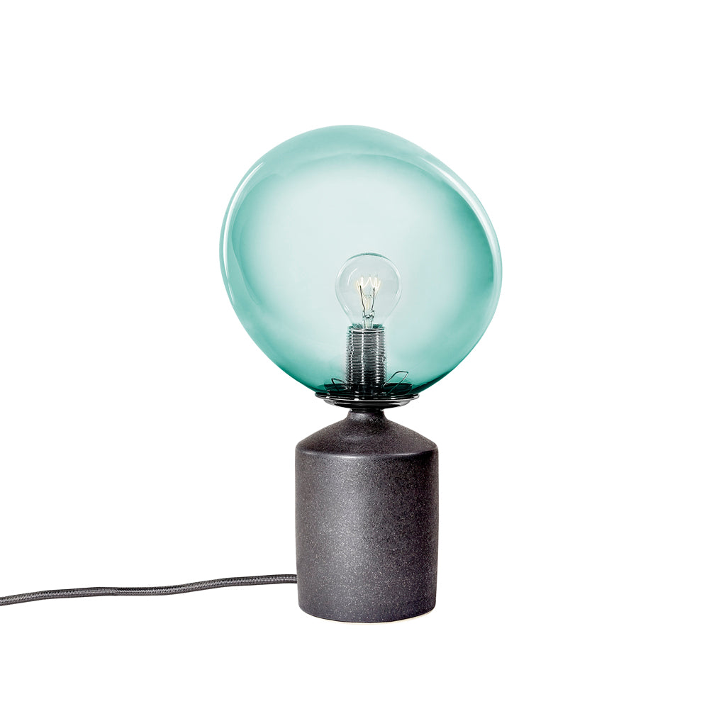 Medium SKY keramiklampe, sort - design Pernille Bülow og Ejnar Paulsen