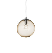 Mundblæst SKY glaslampe, toffee - designet af Pernille Bülow
